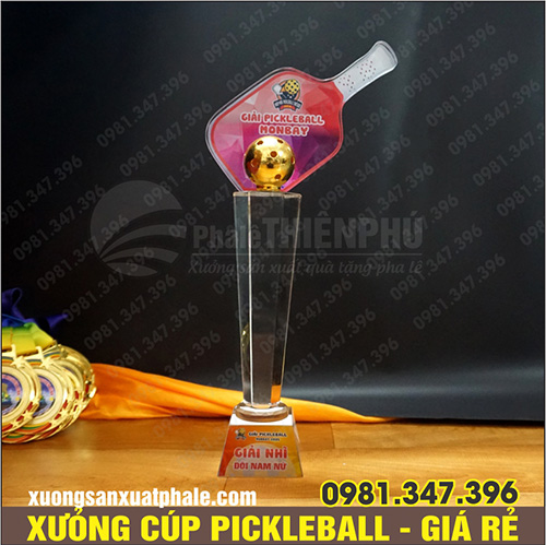 Cúp giải pickleball 04