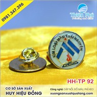 Huy hiệu kim loại màu thái nguyên