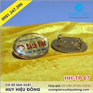 Huy hiệu Bách Việt