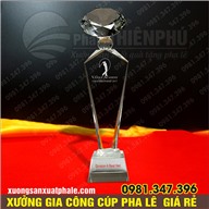 Cúp pha lê kim cương thân dẹt