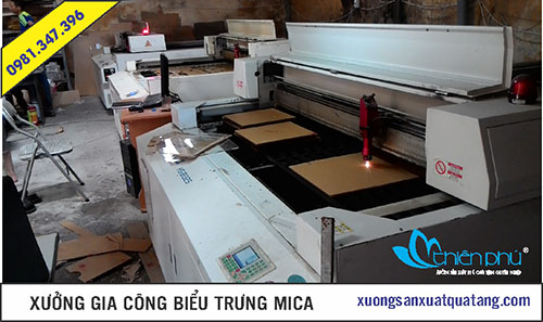 kỷ niệm chương mica